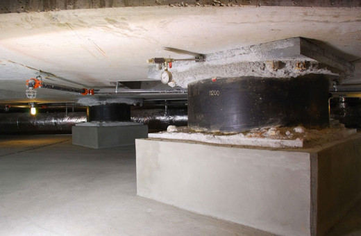 Türkiye’nin deprem izolatörlü ilk konut projesi'nin temeli atıldı