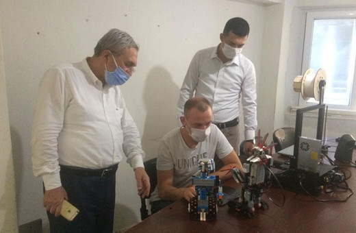 MHP’li Emin Haluk Ayhan: CHP HDP’den ilik nakli yapmaya çalışıyor