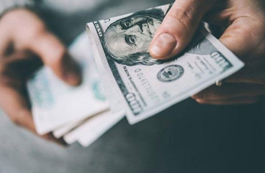 Merkez Bankası'nın verdiği faiz kararı sonrası dolar sert çakıldı