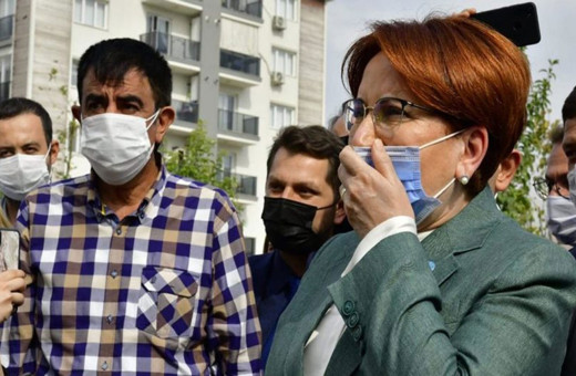 Meral Akşener gözyaşlarına boğuldu! “Siyasette kalıcı olmamı ona borçluyum"