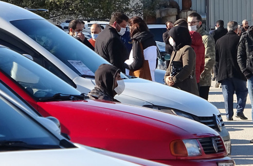 İkinci el otomobil ilanlarında dikkat çeken 'deprem' deteyı