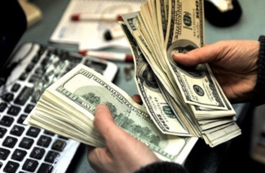 ABD'nin yaptırım kararı sonrası dolar/TL'de sert dalgalanma