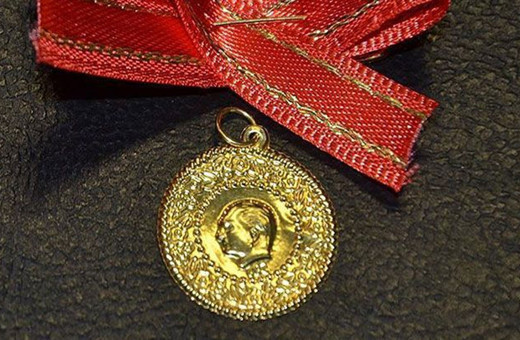 Altın güne yükselişle başladı! Gram altın 468 lira seviyelerinde