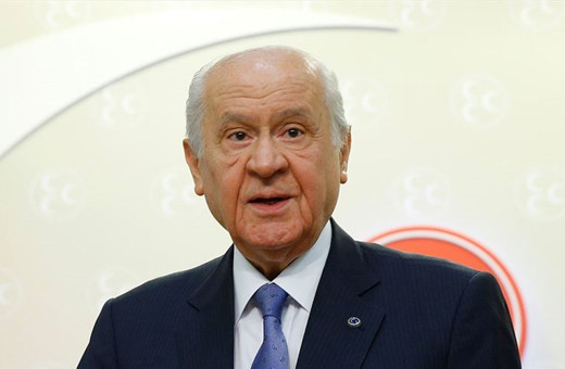 Devlet Bahçeli, dünya matematik şampiyonu Yusuf Eymen'in eğitim masraflarını üstlendi