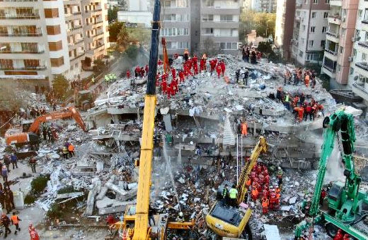 Murat Kurum açıkladı! Rıza Bey Apartmanı'nın yerinde yeşil alan düzenlemesi yapılacak