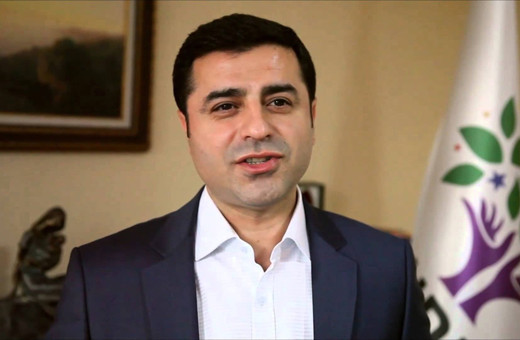Selahattin Demirtaş'a Ahmet Davutoğlu'na hakaretten ceza istendi