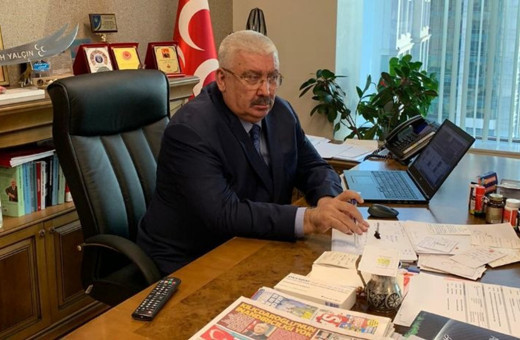 MHP'li Semih Yalçın'dan Levent Gültekin'e sert sözler! Türkeş hakkındaki ifadeleri