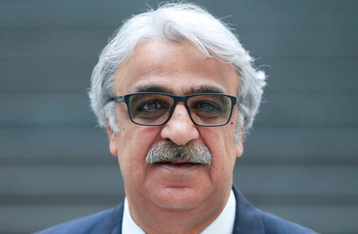 HDP Eş Genel Başkanı Mithat Sancar'a terör soruşturması