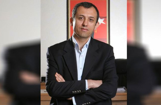 Kılıçdaroğlu'nun eski danışmanı Ali Arif Özzeybek CHP'den istifa edip AK Parti'ye katıldı