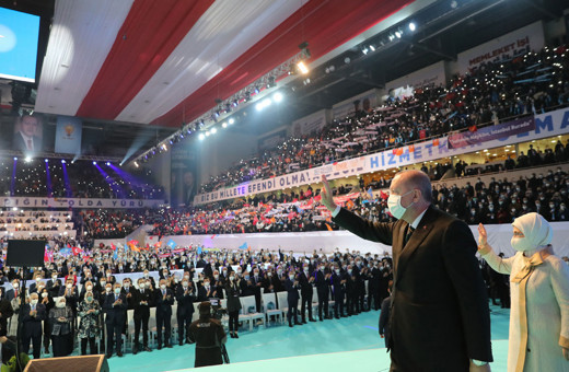 Cumhurbaşkanı Erdoğan AK Parti 7. Olağan Büyük Kongresi'ndeki konuşmasında 81 ili tek tek selamladı