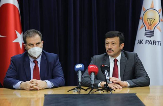 AK Parti AR-GE ve Eğitim Başkanlığı'nda devir teslim! Hamza Dağ görevini Mustafa Şen'e devretti