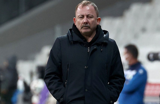 Beşiktaş'ın teknik direktörü Sergen Yalçın'dan David Jurasek kararı