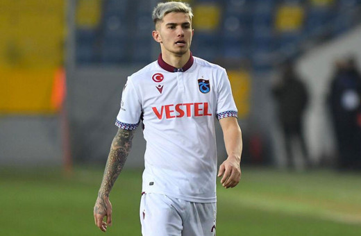 Berat Özdemir'den Şenol Güneş'e Milli Takım tepkisi gülüp geçiyorum