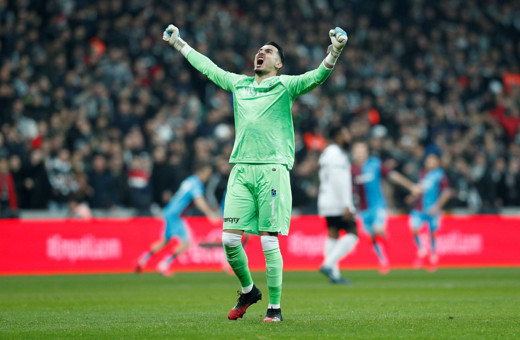 Trabzonspor'un milli kalecisi Uğurcan Çakır son maçına çıkıyor