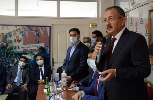 Mehmet Özhaseki: Kitaplara geçen hırsızlıklarda CHP var