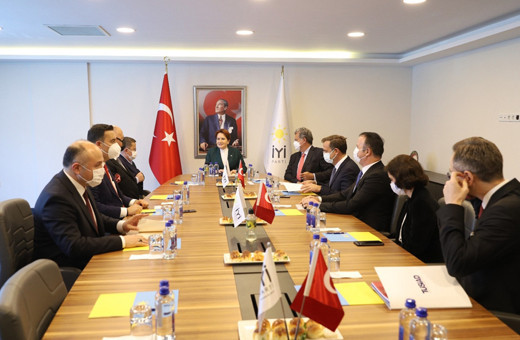 İYİ Parti Genel Başkanı Meral Akşener, TÜSİAD heyetini kabul etti