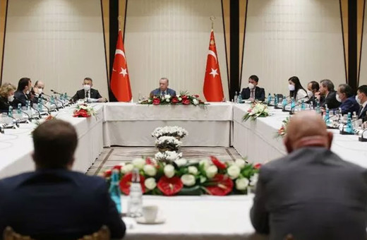 Erdoğan Beştepe'de akademisyenleri dinledi