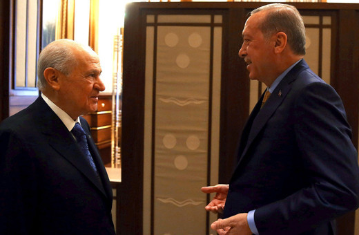 MHP Lideri Devlet Bahçeli'den, Cumhurbaşkanı Erdoğan'a manidar hediye