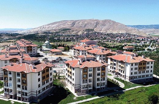 TOKİ'den Karabük'te 6 yıldır boş bekletilen yurt binasıyla ilgili iddialara yanıt