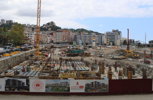 Rize’de kentsel dönüşüm hızla devam ediyor 12 ay içerisinde esnafa teslim edilecek