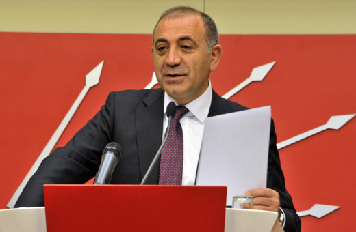 Gürsel Tekin ihraç kararını kabul etmedi: "Beni ihraç edemezsiniz, bir iki gün içinde il binasına gideceğim"