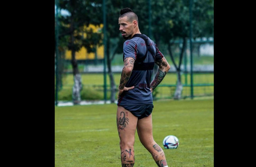 Trabzonspor’da Fenerbahçe maçı öncesi Hamsik endişesi