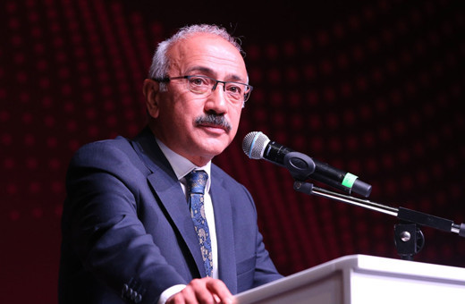 Görevden alınacağı iddia edilen Lütfü Elvan'dan dikkat çeken paylaşım