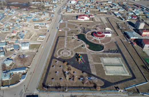 İran sınırındaki ilçede atıl arazi Millet Bahçesi'ne dönüştürüldü