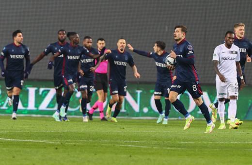 Altay'a konuk olan Trabzonspor geriden gelip kazandı