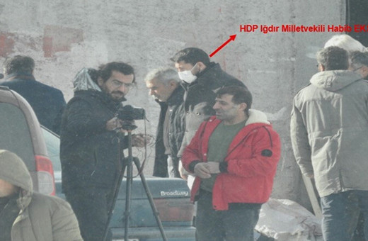 HDP'liler PKK’lı teröristin taziyesinde boy gösterdi