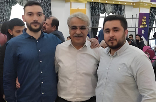 Büyük Ermenistan projesinin savunucuları HDP kongresinde ağırlandı