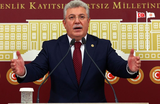 AK Partili Akbaşoğlu'ndan CHP'li Özgür Özel'in ortaçağ zihniyetine sözlerine tepki