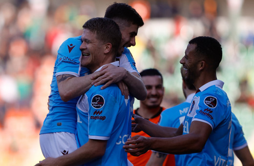 Trabzonspor zorlu Alanyaspor deplasmanında 3 puanı 4 golle aldı