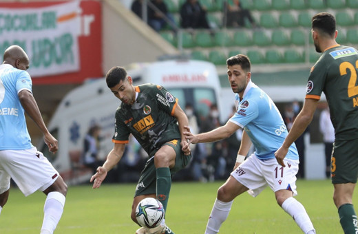 Trabzonspor 18 haftadır liderliğini sürdürüyor