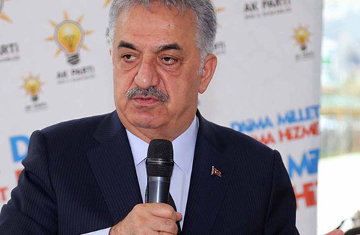 Hayati Yazıcı baraj eleştirilerine tepki gösterdi: Doğruya doğru eğriye eğri demek lazım