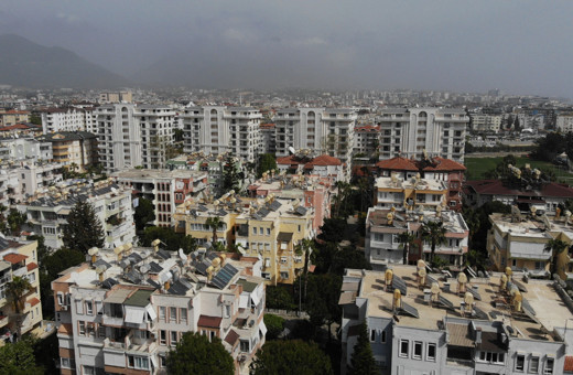 1+1 daireler 13 bin TL'den başlıyor! Ev fiyatları uçtu halk kırsala kaçıyor: Merkezde yaşama şansı kalmadı