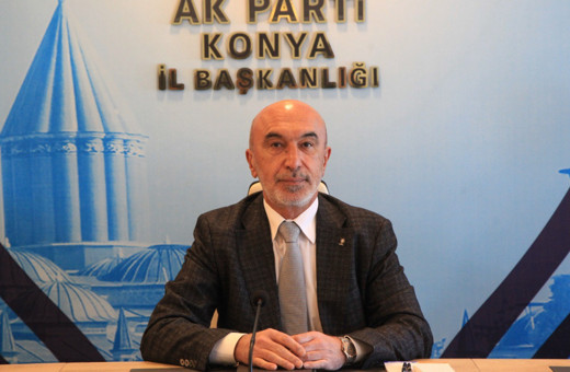 AK Partili Başkan: Çok zenginleştik kışın salatalık domates yemezdik