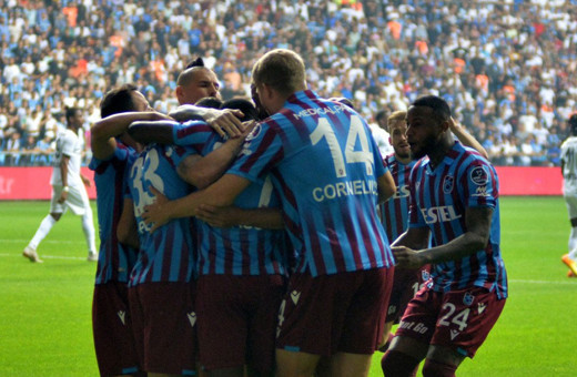 Trabzonspor, Adana Demirspor'u 3-1 mağlup etti