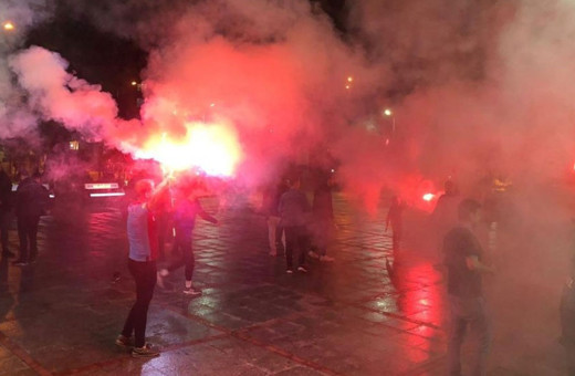 Trabzonspor'un şampiyonluğu Türkiye'nin dört bir yanında kutlandı