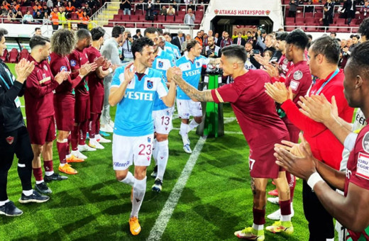 Hatayspor'dan şampiyon Trabzonspor'a alkış
