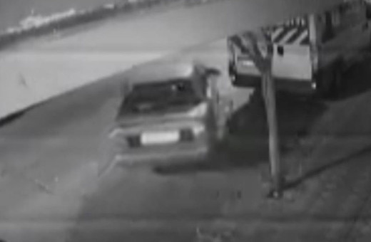 İstanbul'da sahibinin çalıştırmakta zorlandığı otomobili saniyeler içinde çaldı