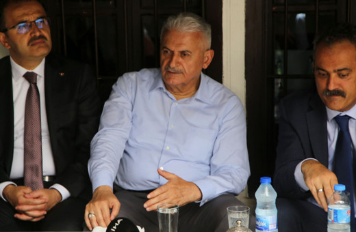 AK Parti Genel Başkanvekili Binali Yıldırım: İçeride ve dışarıda teröristi yok etmek asli görevimizdir