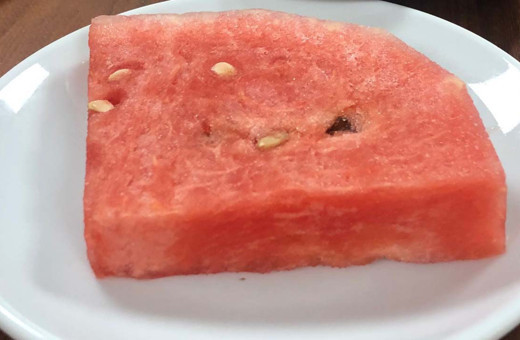 Bir karpuzun dilimi öğrenciye 6,5 lira! İYİ Partili Yıldız isyan etti