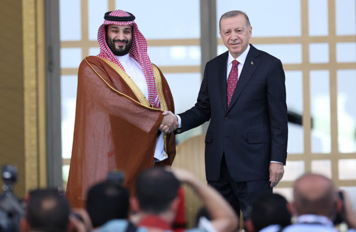 MetroPOLL'den dikkat çeken anket! Vatandaşlar Türkiye'nin ılımlı politikasına olumlu bakmıyor