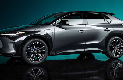 Toyota uyardı: Sakın kullanmayın! Binlerce otomobilini geri çağırıyor