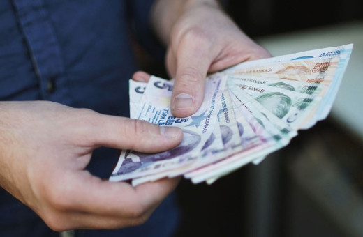 Asgari ücret için tüm hesaplar yapıldı 1625 lira artış masada