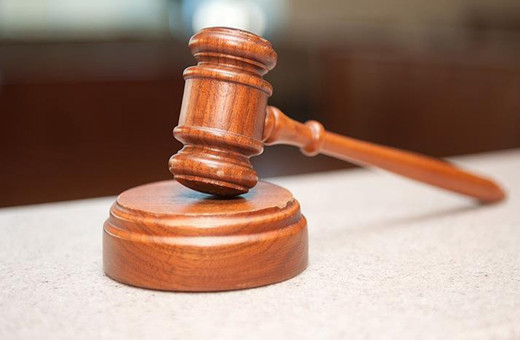 Adana'da boşanma aşamasındaki eşini yaralayıp parasını gasbeden sanığa 12,5 yıl hapis cezası