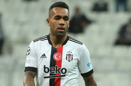 Beşiktaş'ta bir dönem sona erdi Alex Teixeira gönderildi