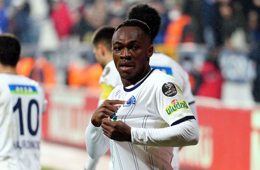 Beşiktaş'ın yeni transferi Muleka İstanbul'a geldi