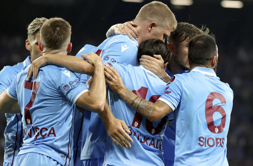 Son Şampiyon Trabzonspor kazanarak başladı!